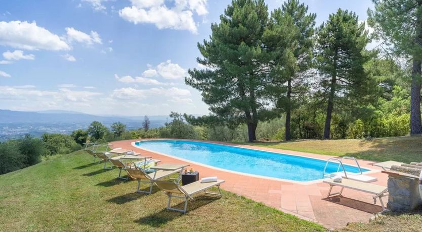 Photo of The Alabaster Breeze