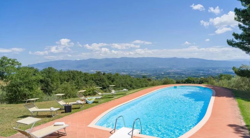 Photo of The Alabaster Breeze