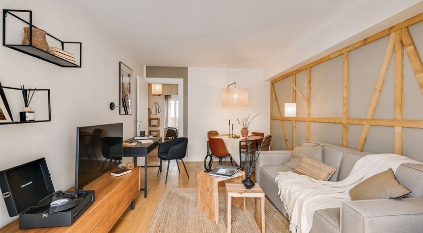 Photo of Charming Elegance