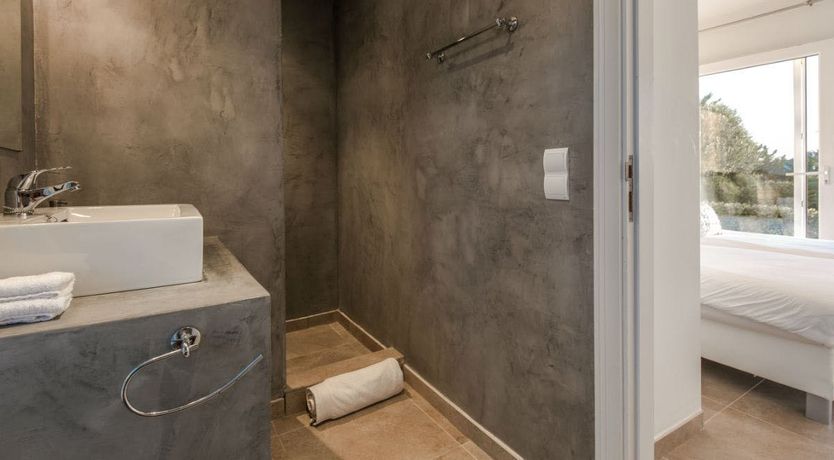 Photo of White Sand Bay