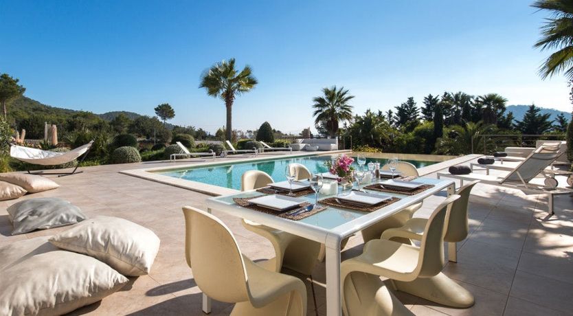 Photo of White Sand Bay