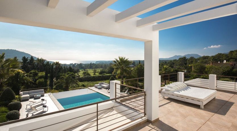 Photo of White Sand Bay