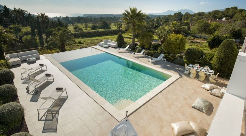 Photo of White Sand Bay