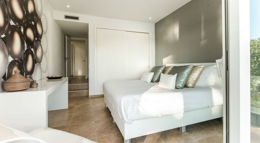 Photo of White Sand Bay