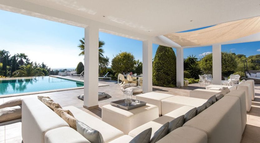 Photo of White Sand Bay