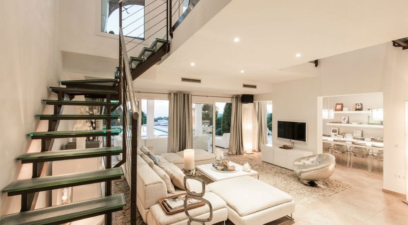 Photo of White Sand Bay