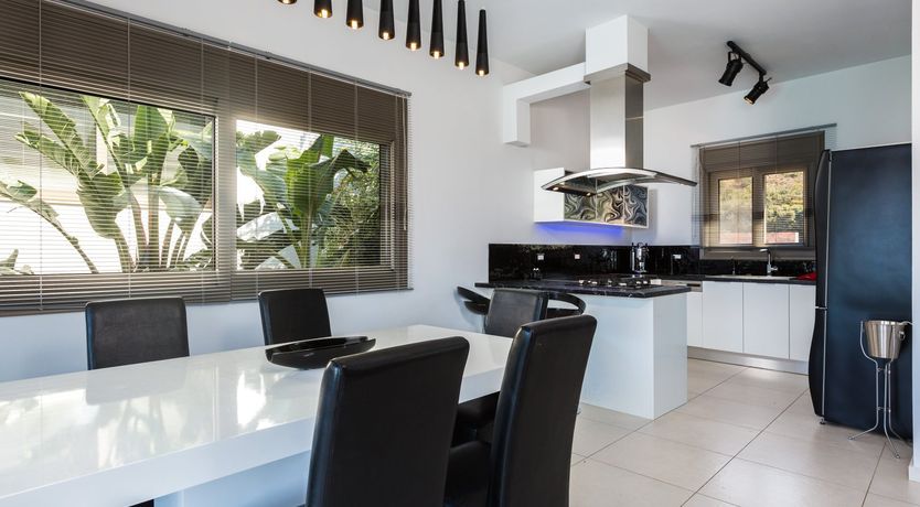 Photo of The Walls of Sparta