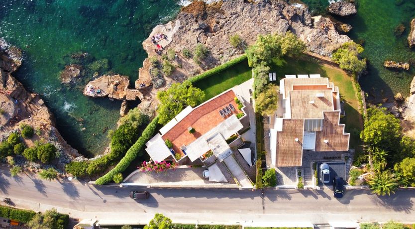 Photo of Island Living