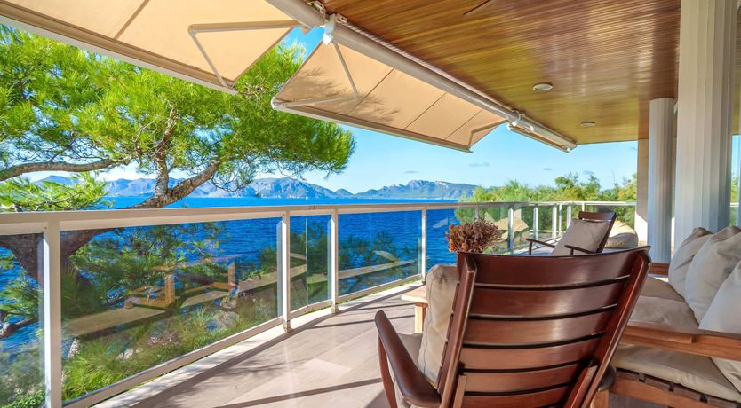 Photo of Island Living