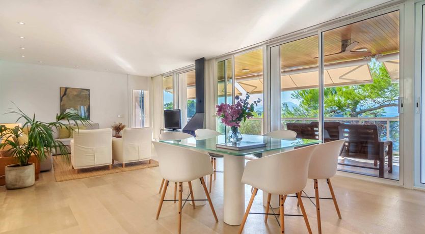 Photo of Island Living