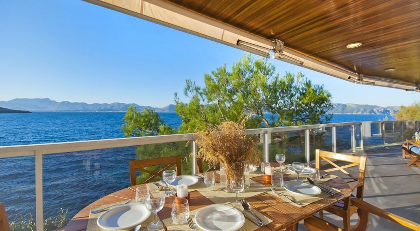 Photo of Island Living