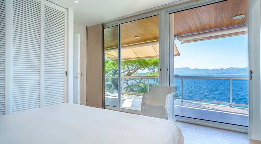 Photo of Island Living