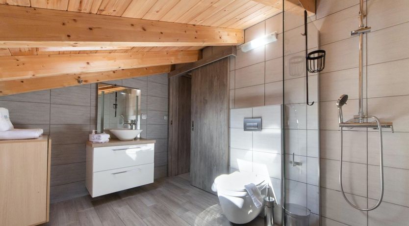 Photo of Amethyst & Lavender