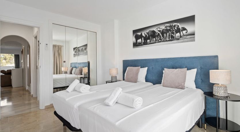 Photo of Jade Breeze