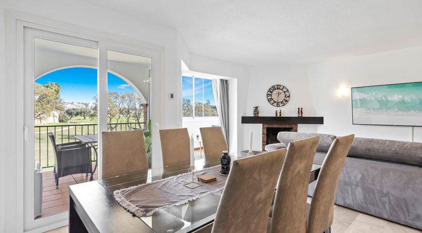 Photo of Jade Breeze