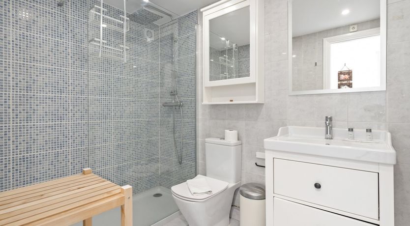 Photo of Jade Breeze