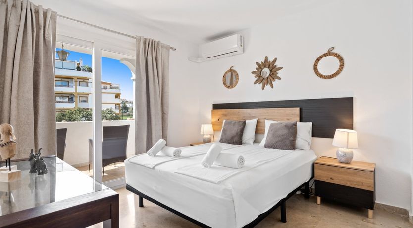 Photo of Jade Breeze