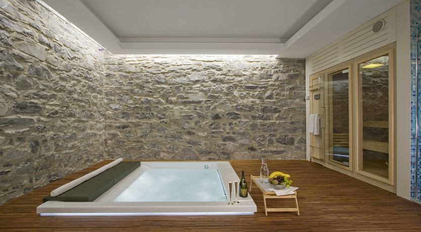 Photo of The Pelican's Nest