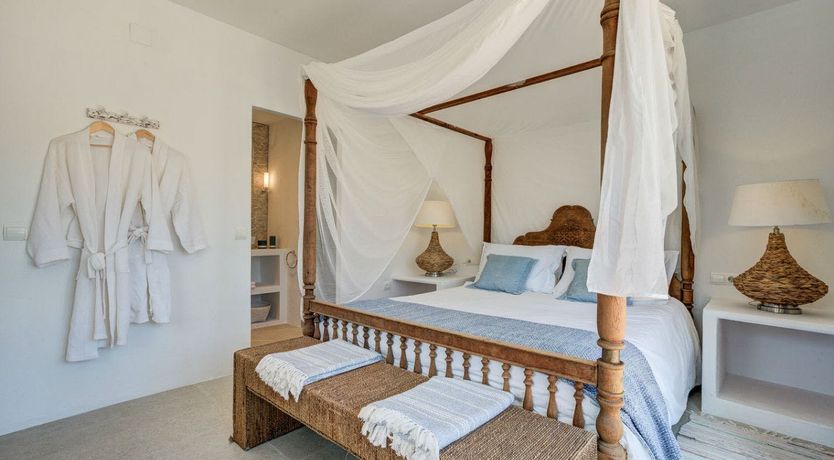 Photo of Turquoise Topia