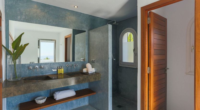 Photo of Peace Among The Palms