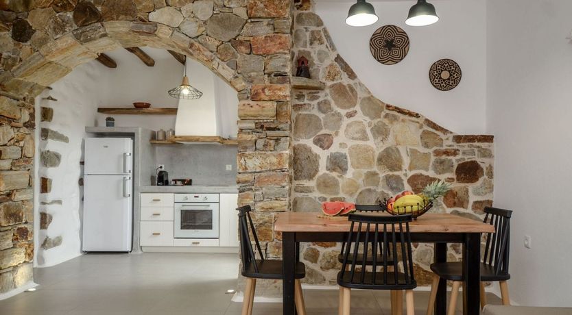 Photo of Atlas Please