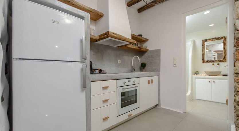 Photo of Atlas Please