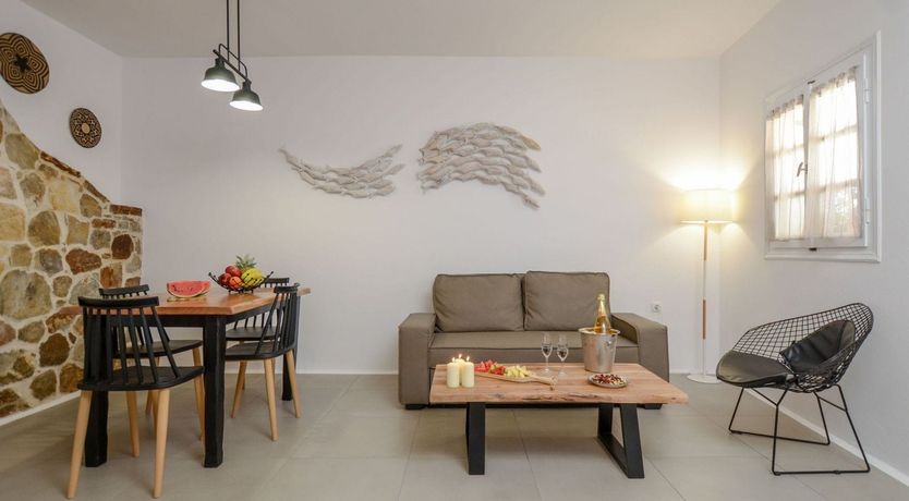 Photo of Atlas Please