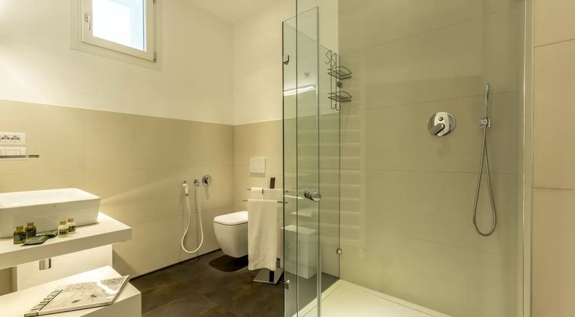 Photo of The Lady's Retreat