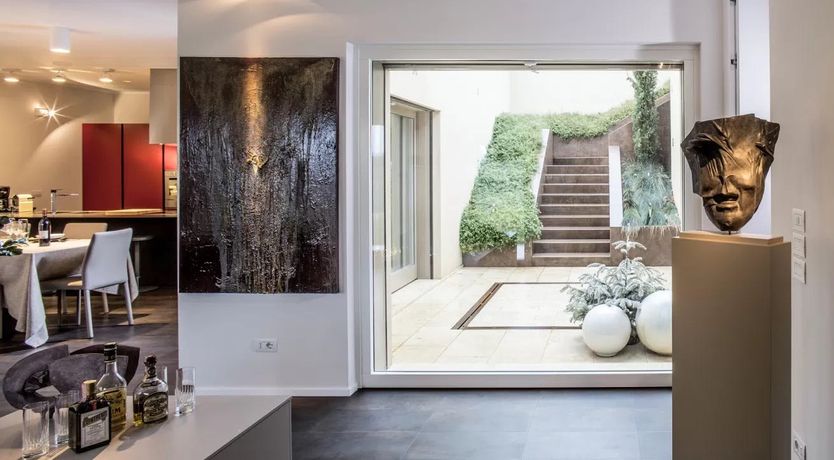 Photo of The Lady's Retreat