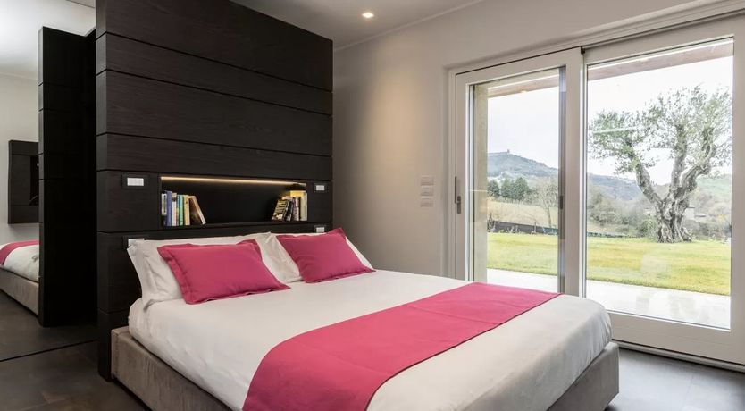 Photo of The Lady's Retreat