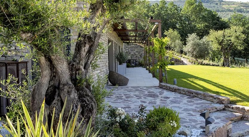 Photo of The Lady's Retreat