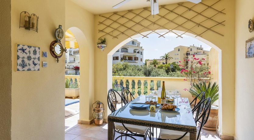 Photo of Golden Hues Hideaway