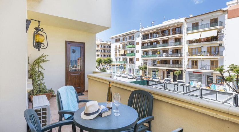 Photo of Golden Hues Hideaway