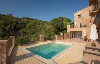 Midnight Moon Apartment