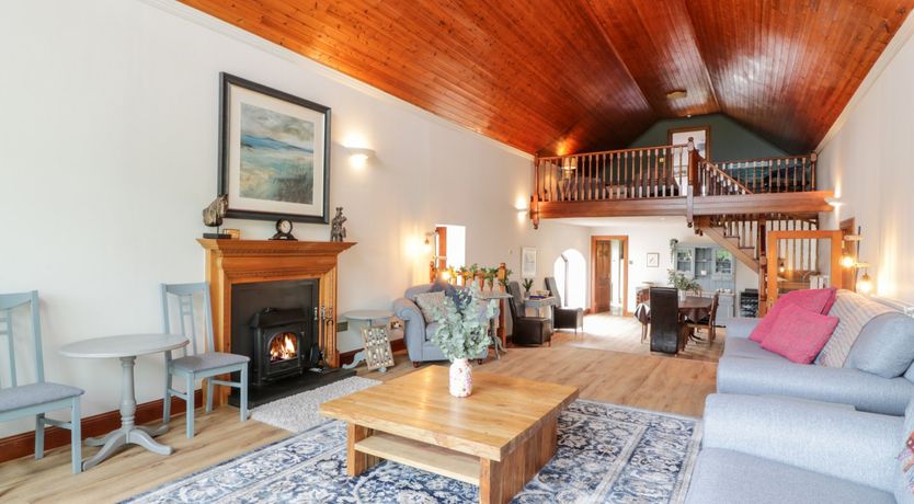 Photo of Shieldhill Farm House