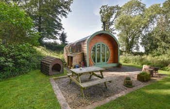 Pendragon Pod Holiday Cottage