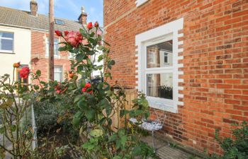 The Corner House Holiday Cottage