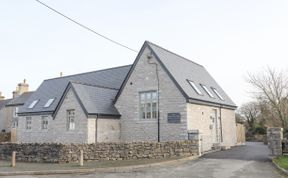 Photo of Ysgol Fach (Little School)