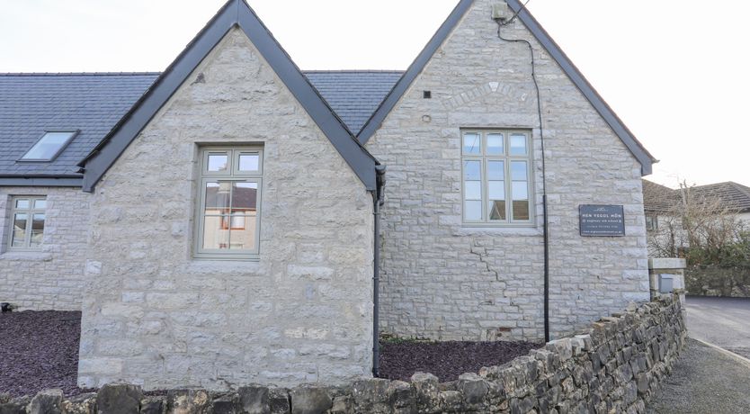 Photo of Ysgol Fach (Little School)