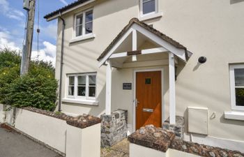 Rivermead Holiday Cottage