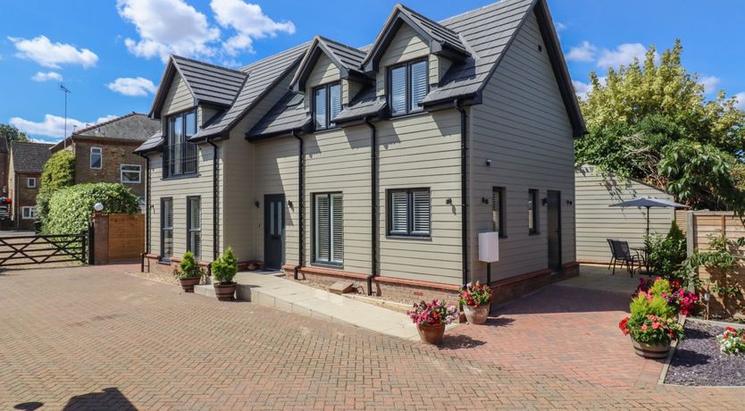 Photo of Wellington Cottage