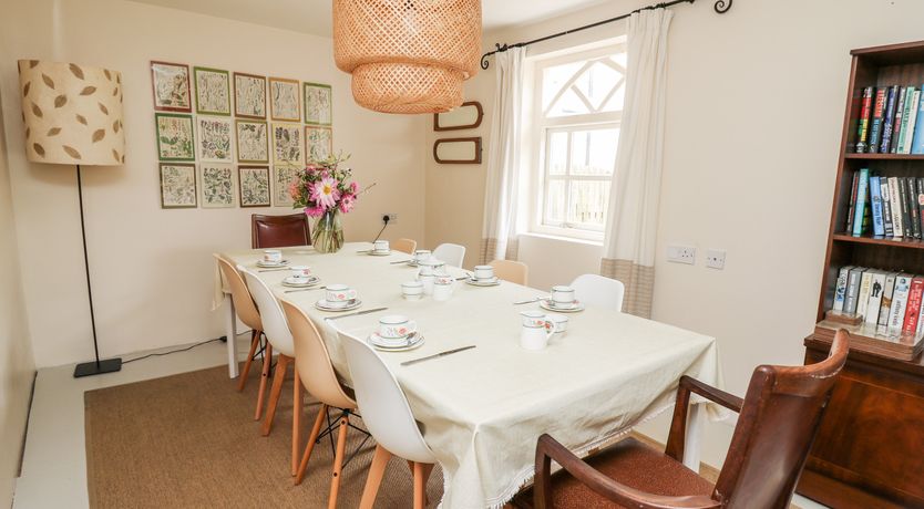 Photo of Heron House