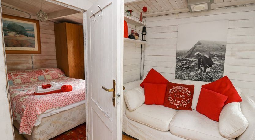 Photo of Ty Bach Twt