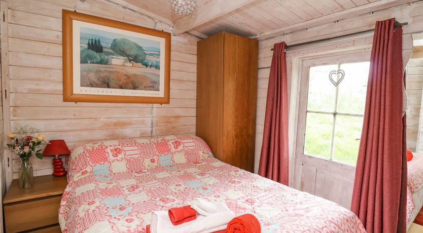 Photo of Ty Bach Twt