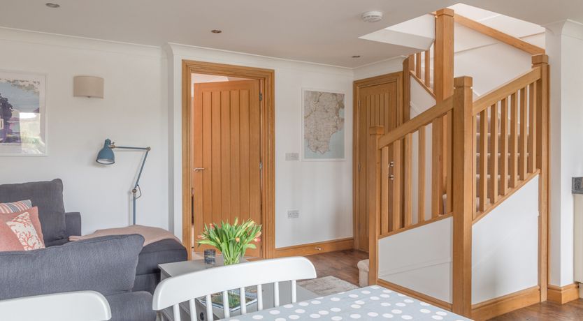 Photo of 5 Court Cottage, Hillfield Village