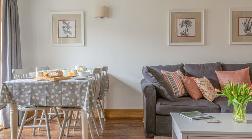 Photo of 5 Court Cottage, Hillfield Village