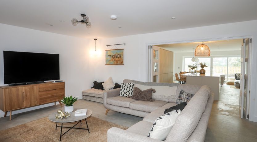 Photo of Ysgol Fawr (Big School)