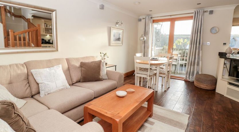 Photo of 1 Court Cottage, Hillfield Village