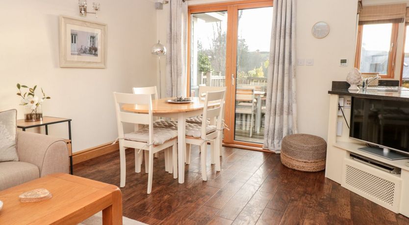 Photo of 1 Court Cottage, Hillfield Village