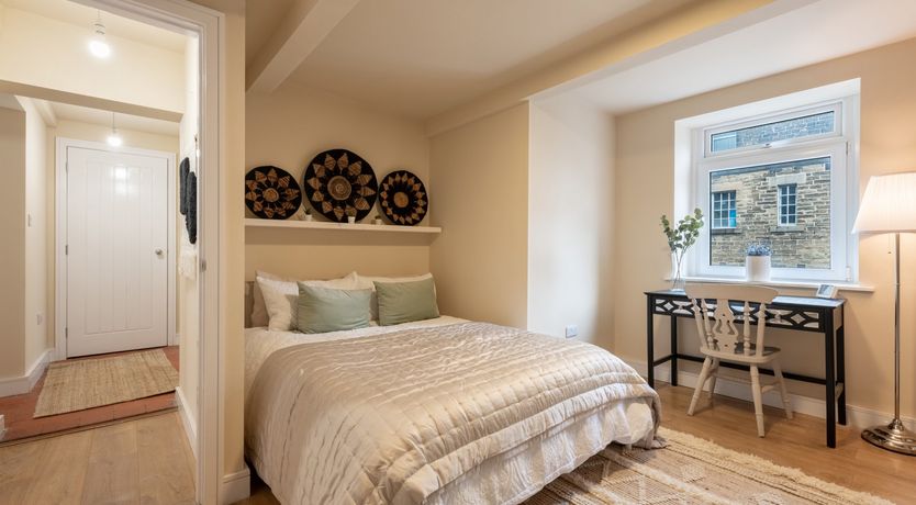 Photo of 8 Booth Court